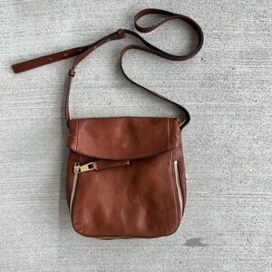 Vince Camuto Brown Leather Crossbody Bag Gold Zippers Flap Shoulder Purse